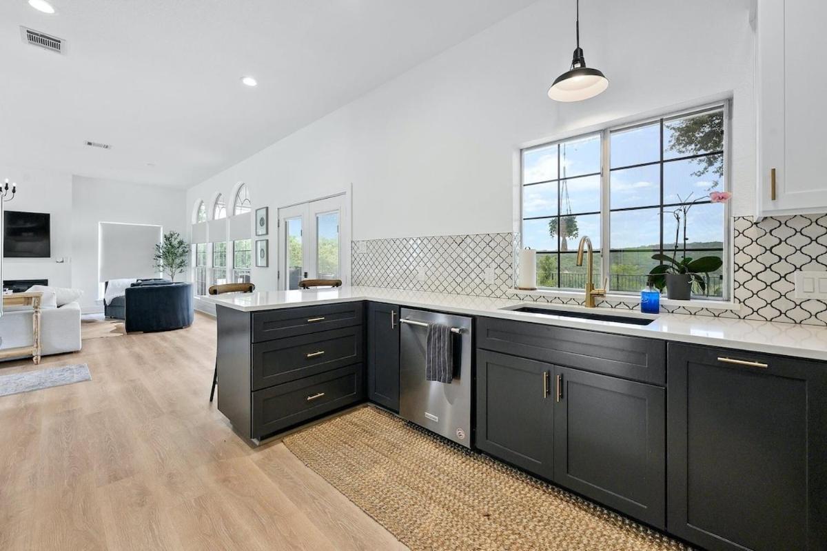 Chateau Lake Austin Exterior foto